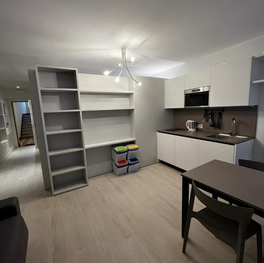 Smart Apartments Palazzo Mazzini ロヴェレート エクステリア 写真